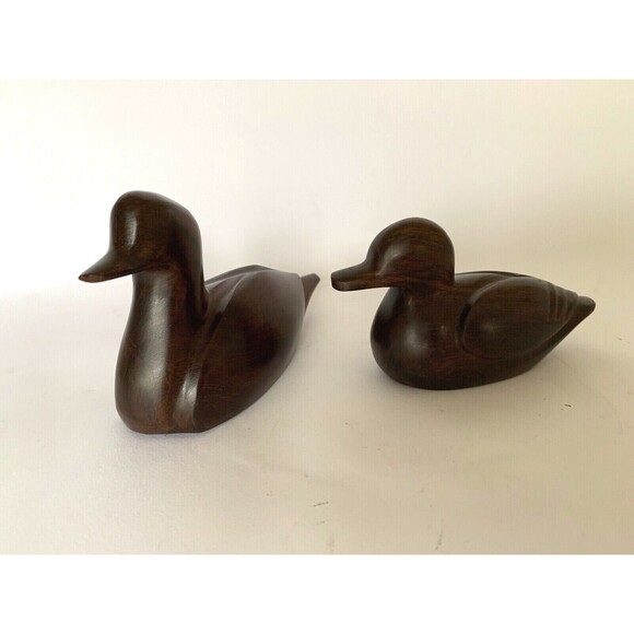 Set of 2 Ducks Figure Folk Art Hand Carved Made in Mexico Heavy Wood - Picture 1 of 5